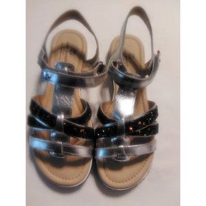 Marc Joseph New York women Flat Sandals New size 6